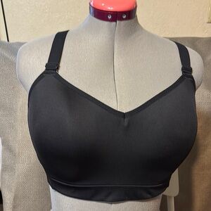 Black Supportive Scoop Neck Bra